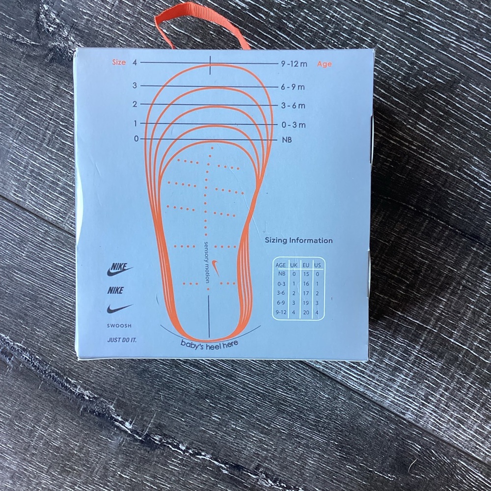 NIB Nike Baby Girl 4-Piece Bundle: Force 1 Crib Shoes & 3-Pc Bodysuit Set - Picture 4 of 6